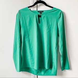 🌸 4/$40 Banana Republic Blouse